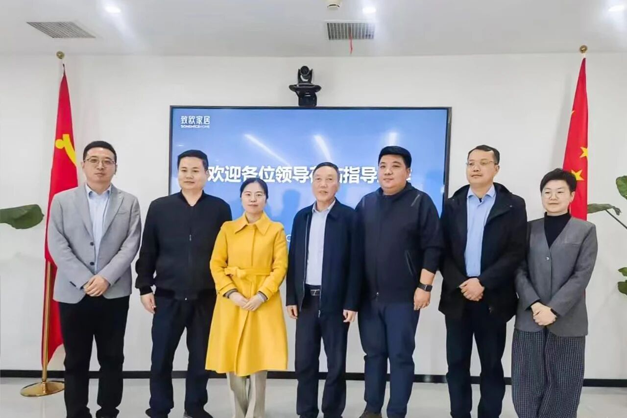 尼罗河机械赴郑州市电子商务协会副会长单位致欧家居考察交流