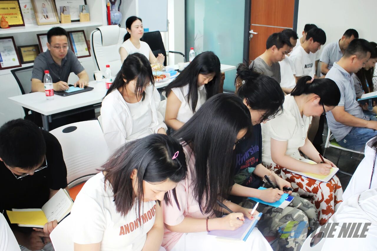 尼罗河机械启动企业文化透传会
